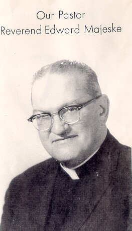 Father Majeske, St. Norbert's Pastor, 32522 bytes